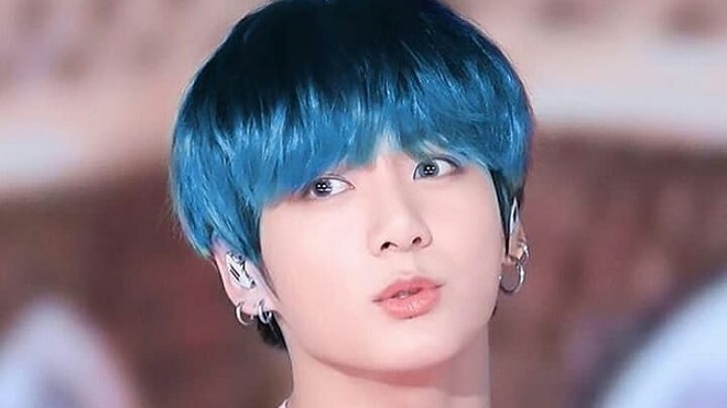 ARMY 'chấn động' vì màu tóc mới cực lạnh của Jungkook BTS