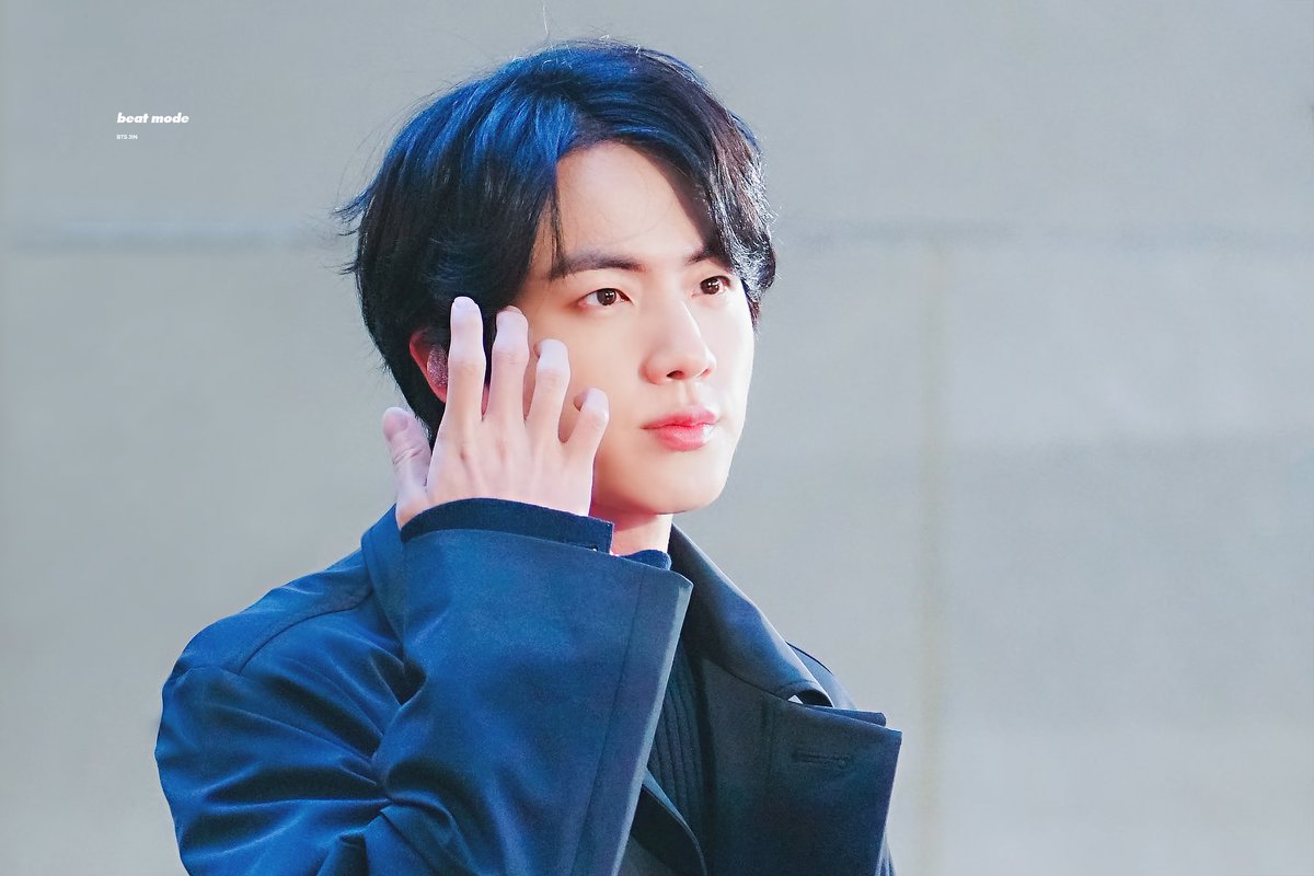 Jin BTS, ARMY chia sẻ về cuộc gặp xấu hổ nhất đời với Jin BTS, Phản ứng của Jin, Kpop, BTS, ARMY