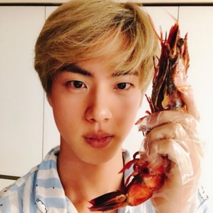 BTS, Xúc động lý do ngày 1 4 Jin BTS không nói dối như mọi năm, BTS nói dối, BTS Jin, Jin BTS, BTS tin tức, BTS tin tức mới