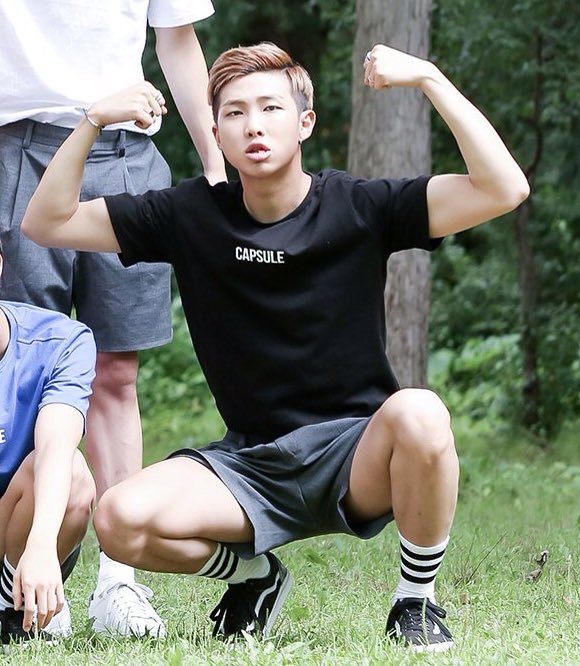 BTS, RM BTS, RM BTS biết rõ chuyện meme về anh và đã lên tiếng, Cơ thể RM, ARMY, Kpop