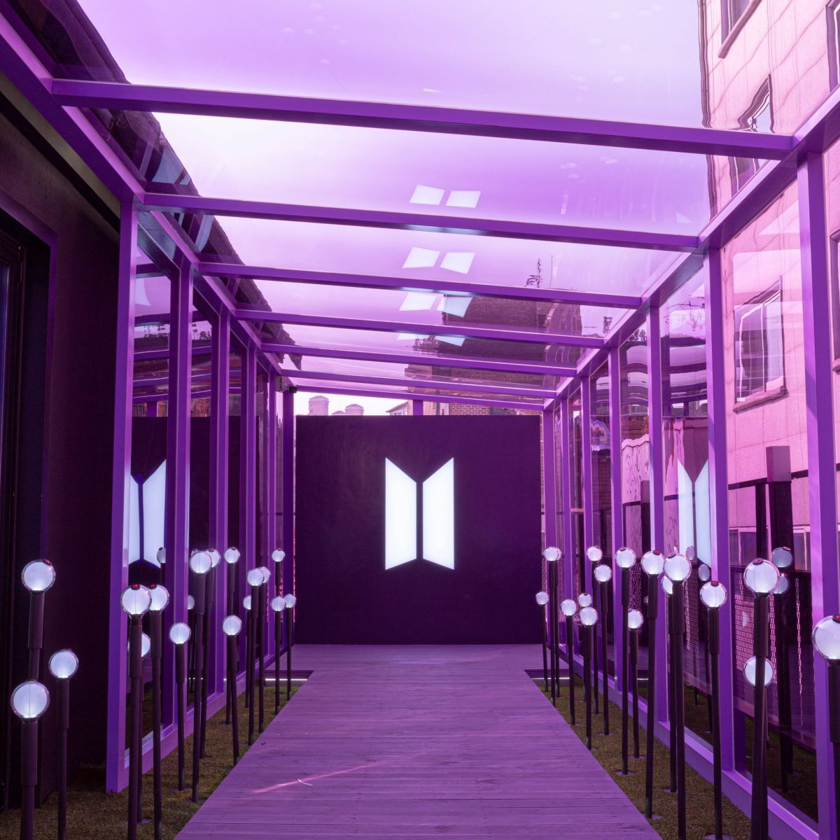 BTS, BTS Việt Nam, Hình ảnh hệ thống pop-up BTS dự kiến mở trực tuyến ở Việt Nam, cửa hàng pop-up của BTS, Map of the Soul showcase, ARMY, Kpop