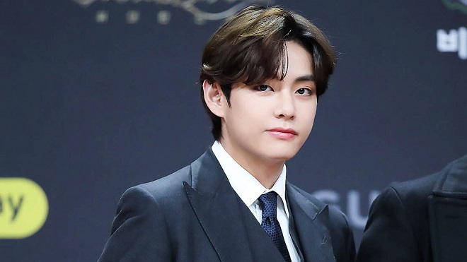 V BTS bí mật đi cắt tóc ngay giữa MAMA 2020