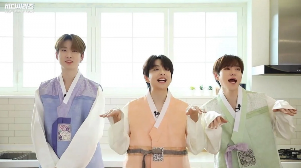 Kpop, BTS, TXT, Tân Sửu, Hanbok, NCT, Kpop đón Tân Sửu, Idol mặc hanbok 2021, Kpop tết nguyên đán, BTS tết tân sửu, BTS tết nguyên đán 2021