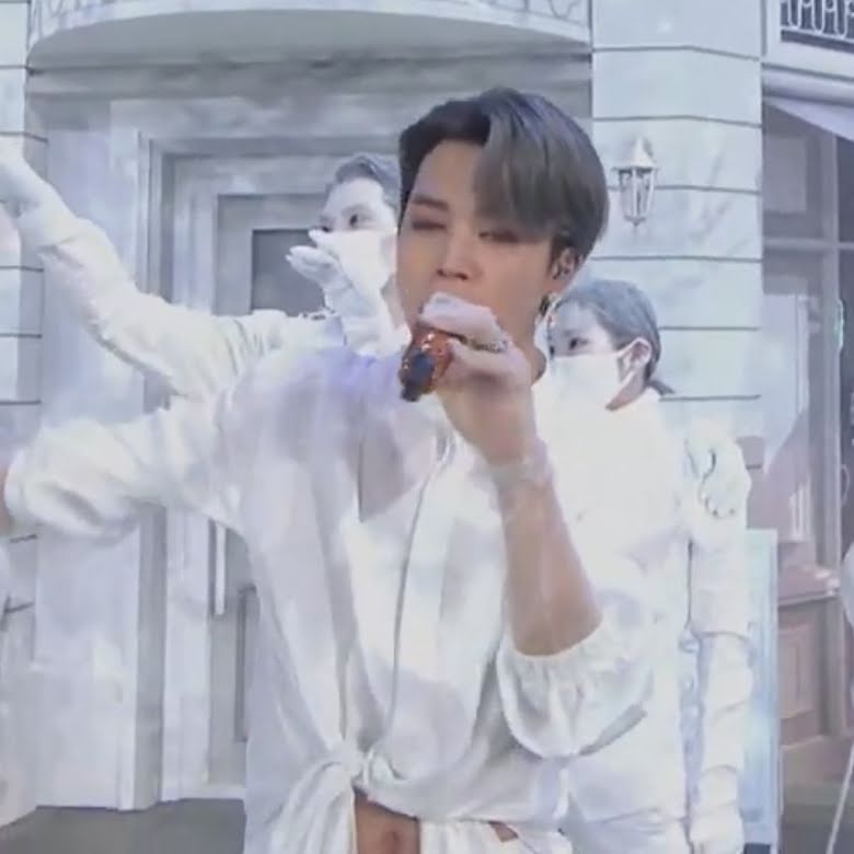 BTS, Jimin, Jimin ăn mặc sexy, Jimin mặc áo crop top, Jimin trong Film Out, Jimin crop top, Jimin sexy, Jimin film out