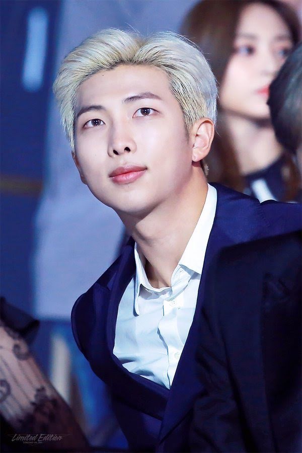 BTS, RM, Jin, RM mắng chửi nhân viên để bảo vệ Jin, Namjin, con người thật của RM, RM xấu tính, RM Jin, RM bảo vệ BTS, RM nổi nóng, RM và Jin đang gây sốt lại