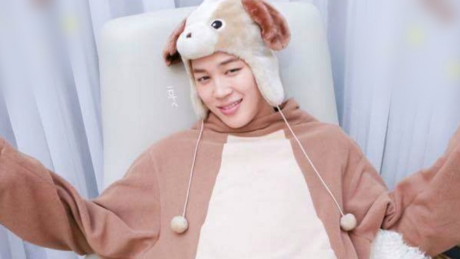 Jimin BTS cưng quá mức cho phép trong ảnh hài hước mới đăng