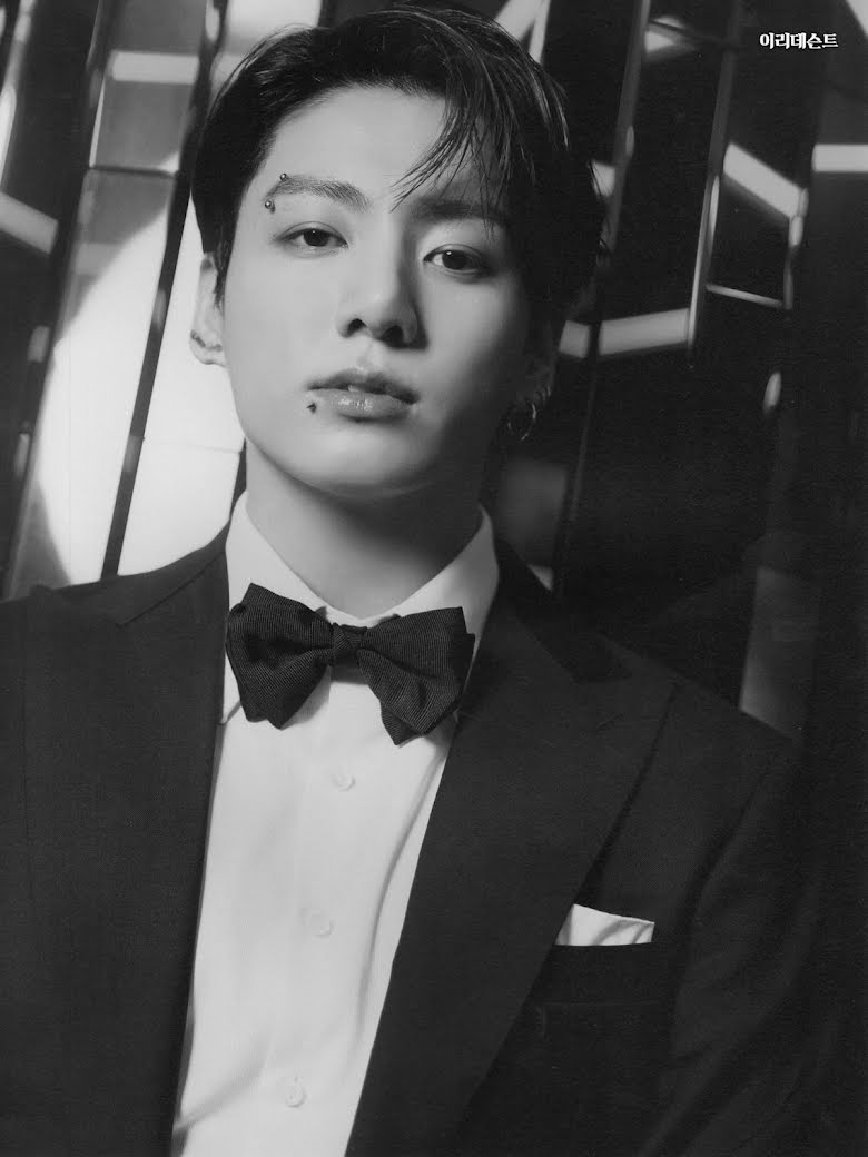 bts, bts tung ảnh đặc biệt như đi hỏi vợ, bts chú rể, bts groom, jungkook đủ khuyên, jungkook, jimin, v bts, jungkook handsome, jungkook chú rể, jungkook groom, taehyung