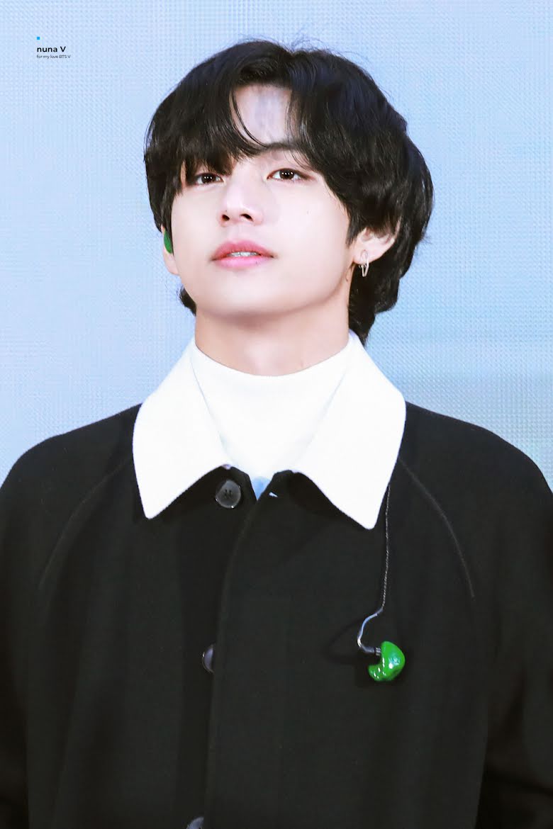 BTS, V BTS, Taehyung, con người thật của V BTS, V BTS real life, V BTS cute, V BTS handsome, V BTS sexy, bạn gái V BTS, Jungkook, Jimin, con người thật BTS