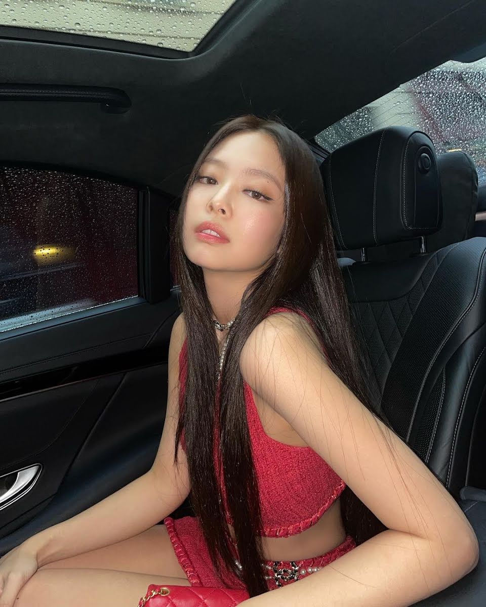 Blackpink, Jennie, V BTS, BTS, Jennie giá ô tô, Jennie car, Jennie V BTS, Jisoo, Rose, Lisa, Blackpink car, Jennie net worth, Jennie rich, Jennie style