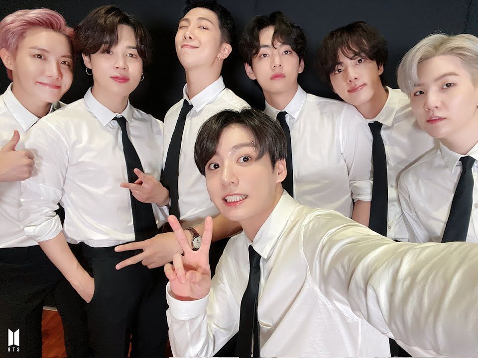 BTS, thượng nghị sĩ Mỹ giành vé gặp BTS, BTS ở Mỹ, BTS Joe Biden, BTS America, BTS 2022, thượng nghị sĩ ARMY, Jin, Jimin, J-Hope, Jungkook, RM, Suga, V, Jungkook cute