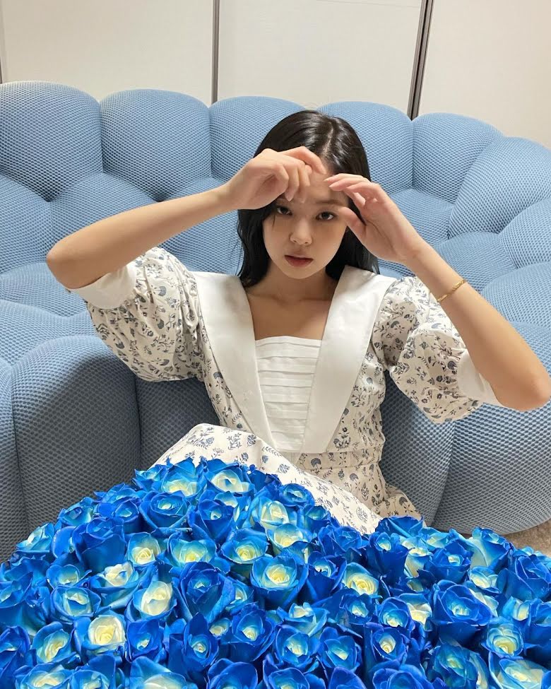 Blackpink, Jennie, Jennie giường, Jennie sofa, Jennie loa, Jennie sang chảnh, Jennie giàu có, nhà Jennie, Jennie rich,Blackpink Style, Jennie Style, Kpop Style