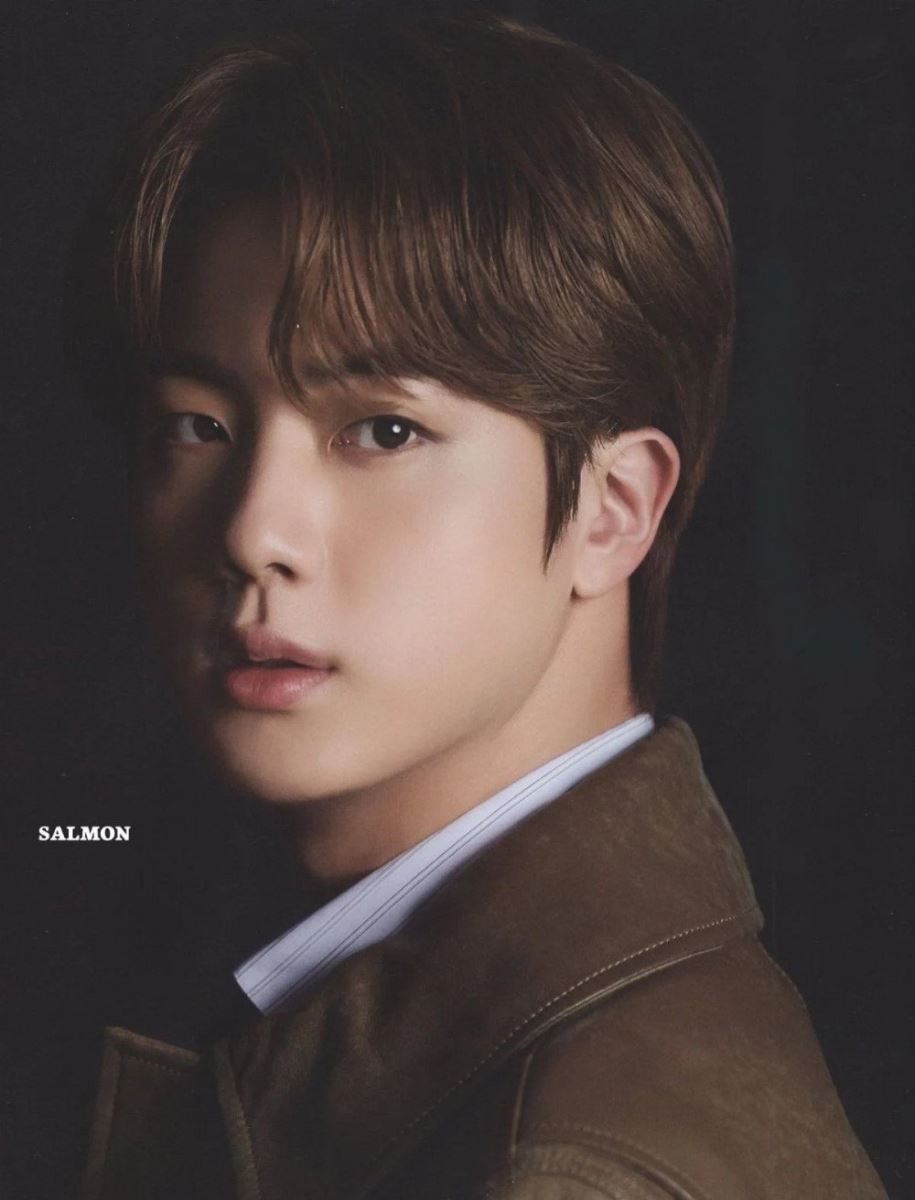 BTS, Jin, Jin giúp BTV HYBE việc nhẹ lương cao, Jin trai đẹp toàn cầu, Jin ngoài đời, Jin handsome, Jin cute, Jin real life, Jimin, J-Hope, Jungkook, RM, Suga, V