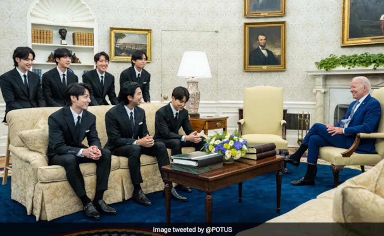 BTS, Lý do BTS chấp nhận tới Nhà Trắng, BTS White House, BTS America, Joe Biden, BTS 2022, BTS photoshoot, BTS comeback, Jin, Jimin, J-Hope, Jungkook, RM, Suga, V