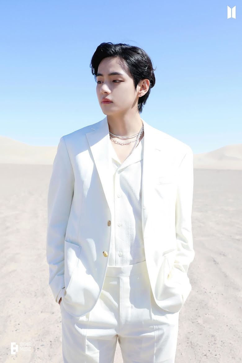 BTS, V BTS, V BTS demo, Spring Day, V choáng váng trước Spring Day của RM, V BTS solo, V BTS Weverse, V BTS 2022, V BTS photoshoot, RM, Jin, Jimin, J-Hope, Jungkook, Suga