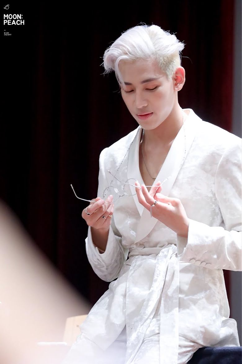 GOT7, Bambam, Bambam nghỉ Twitter, idol hot nhất Twitter, Bambam sức khỏe tâm thần, Ahgase, iGOT7, Jay B, Mark, Jackson, Jinyoung, Youngjae, Yugyeom