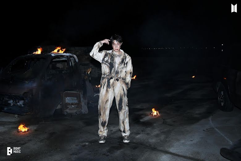 BTS, J-Hope, J-Hope nóng bỏng trong hậu trường Arson, J-Hope Arson behind the scence, Jack in the Box, Arson, More, BTS Chương 2, BTS solo, Jin, Jimin, Jungkook, RM, Suga