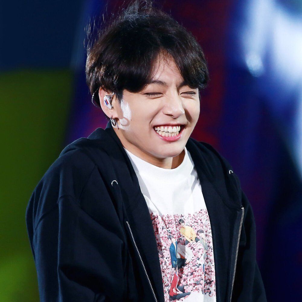 BTS, Jungkook, Jungkook tiết lộ chuyện gia đình, bà Jungkook, bố mẹ Jungkook, gia đình Jungkook, Jungkook family, Jimin, Jin, J-Hope, RM, Suga, V, Jungkook funny