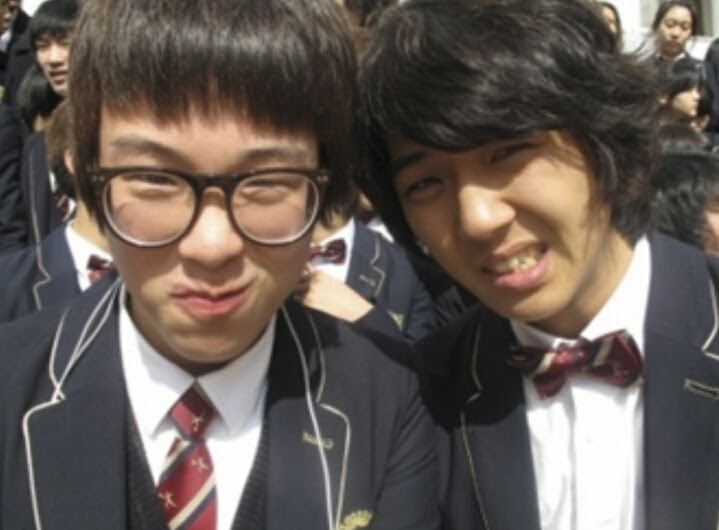 BTS, Jimin, V, Jungkook, Sao Kpop từng học chung lớp, bạn học Jungkook, NCT, Mamamoo, TVXQ, Super Junior, Winner, Block B, WJSN, Apink, Red Velvet, Gfriend, BTOB, EXO