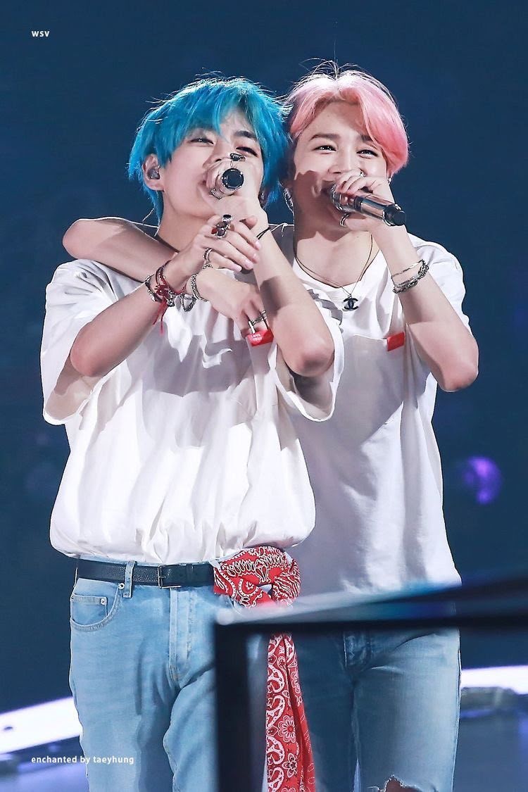 BTS, Jimin, V, Jungkook, Sao Kpop từng học chung lớp, bạn học Jungkook, NCT, Mamamoo, TVXQ, Super Junior, Winner, Block B, WJSN, Apink, Red Velvet, Gfriend, BTOB, EXO