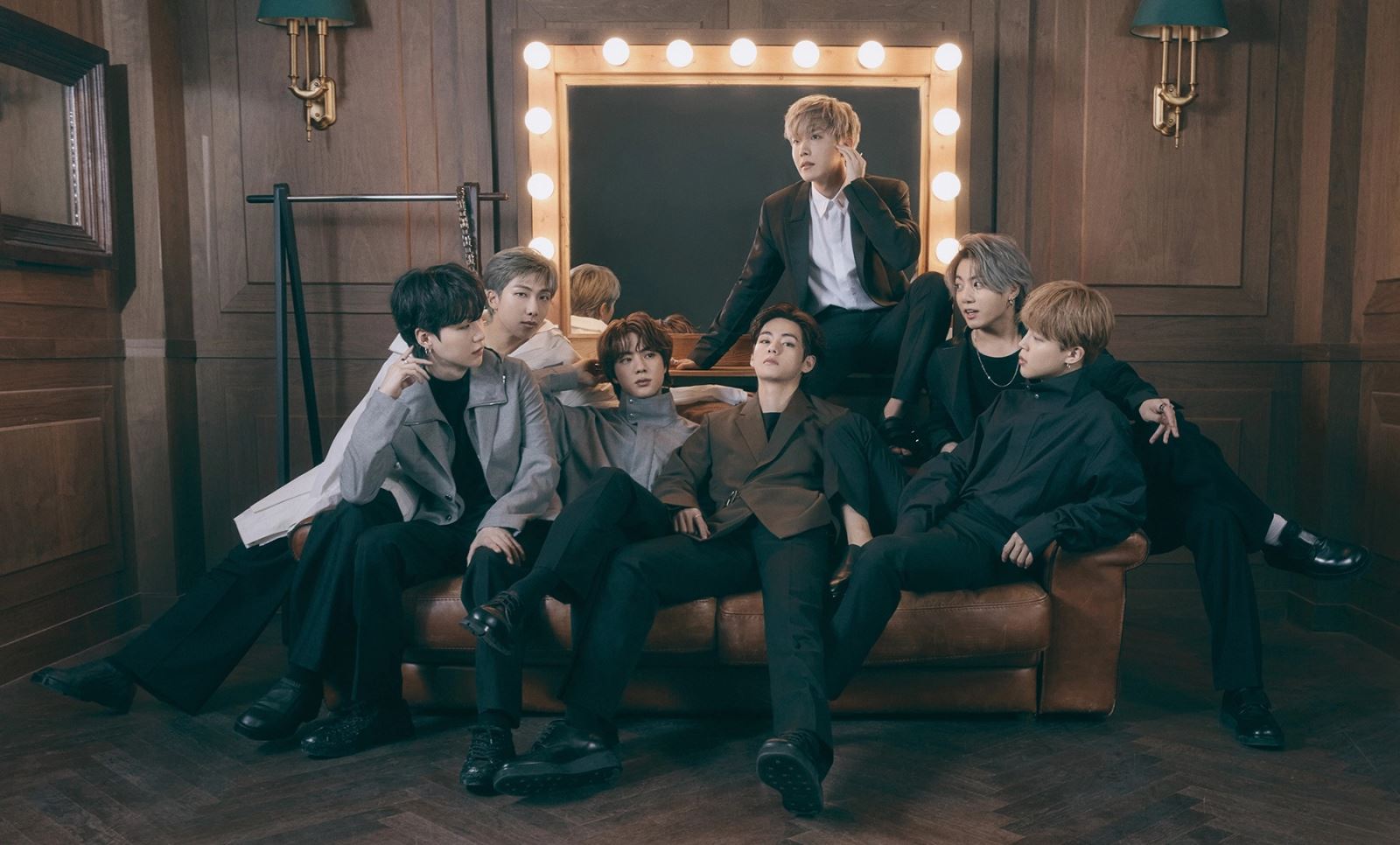 BTS, BTS nhạc 1 đằng lời 1 nẻo, BTS nhạc vui lời buồn, Jin, Jimin, J-Hope, Jungkook, RM, Suga, V, Go go, Anpanaman, House of cards, Pied Piper, Silver Spoon Baespae