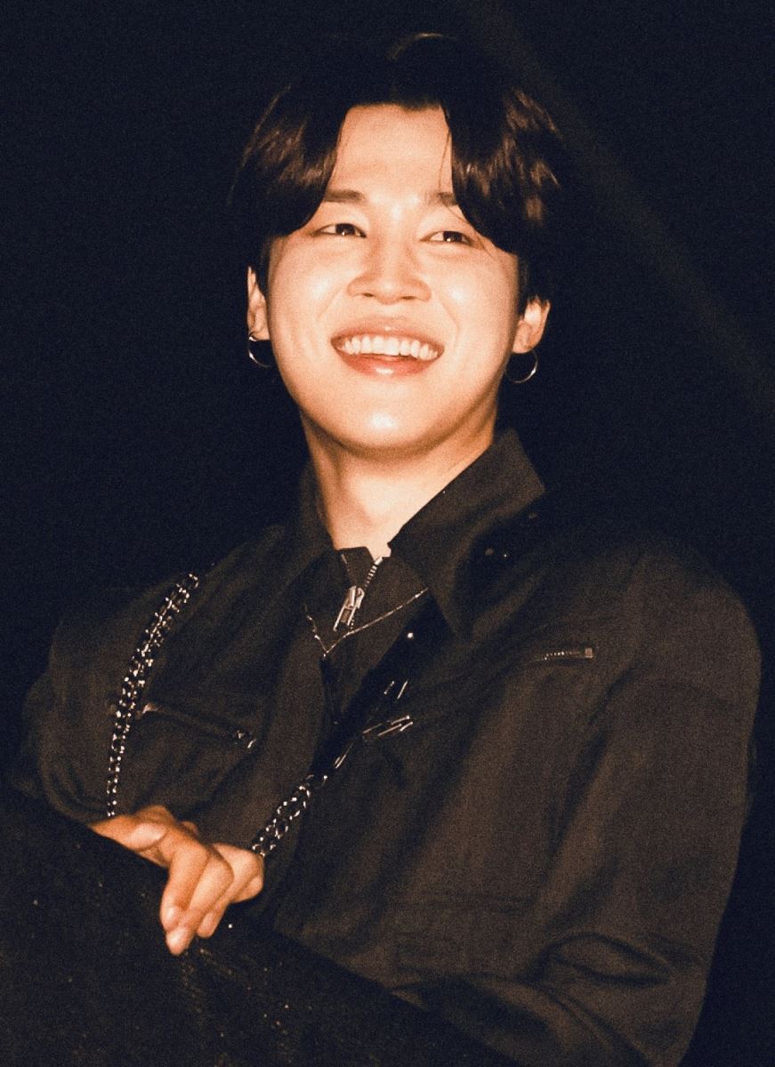 BTS, Jimin, đến xem chơi Jimin vẫn là chủ đề nóng Lollapalooza, Jimin Lollapalooza, J-Hope, Becky G, Lollapalooza, BTS solo, BTS Chương 2, TXT, Jin, Jungkook, RM, Suga, V