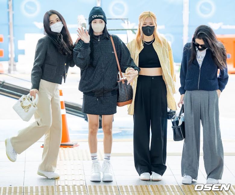 Blackpink, Blackpink đoàn kết ở sân bay, Jennie cúi gằm mặt, Blackpink OT4, Blackpink airport, Blackpink 2022, Born Pink, Shut Down, Pink Venom, Jennie, Jisoo, Rose, Lisa