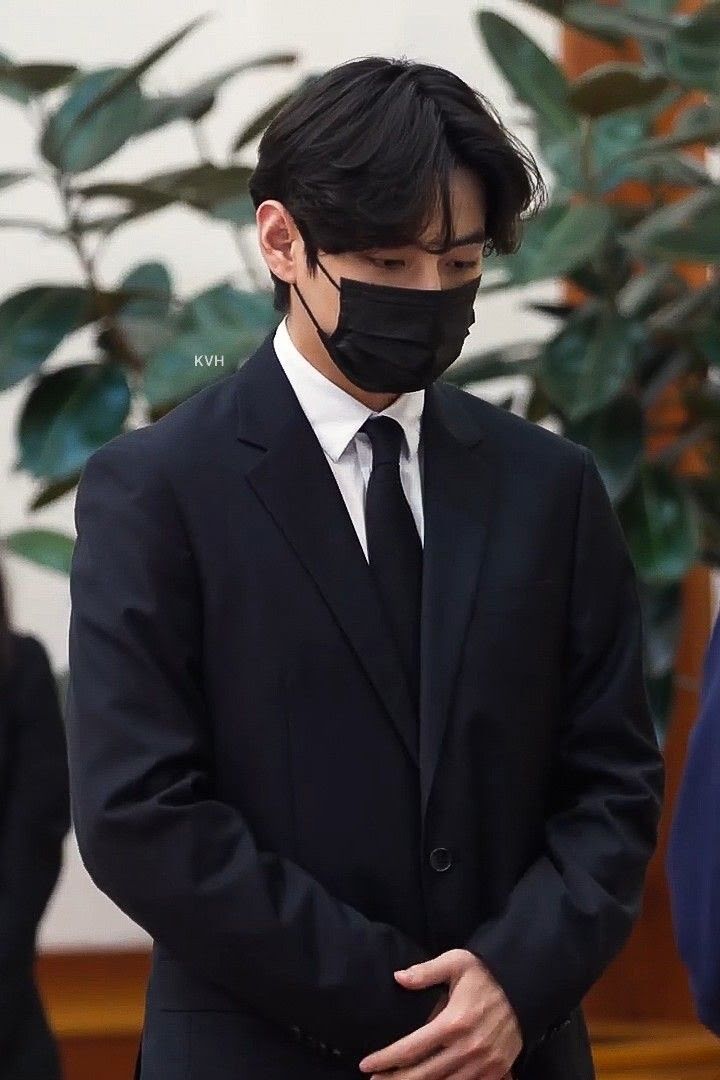 BTS, V BTS, V BTS đóng thuế gương mẫu, V BTS công dân gương mẫu, V BTS nhân cách vàng, V BTS 2022, V BTS 2022 photo, Blackpink, Jennie, V BTS cute, V BTS character