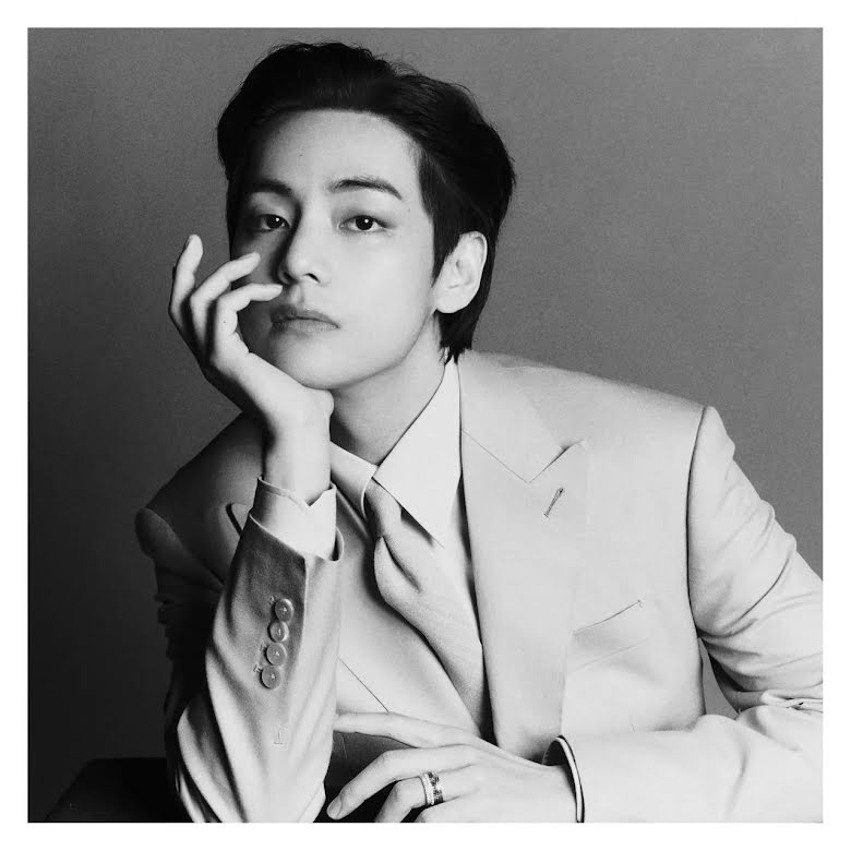 BTS, V BTS, V BTS đóng thuế gương mẫu, V BTS công dân gương mẫu, V BTS nhân cách vàng, V BTS 2022, V BTS 2022 photo, Blackpink, Jennie, V BTS cute, V BTS character