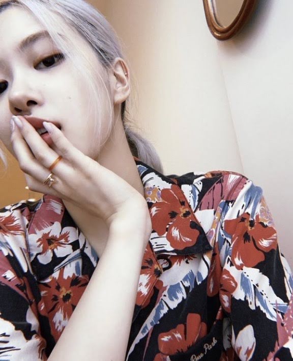 Blackpink, Rose Blackpink thách thức giới, Rose Blackpink Remember, Rose Blackpink menswear, Rose Blackpink ysl outfit, Rose Blackpink outfit, Jennie, Jisoo, Lisa