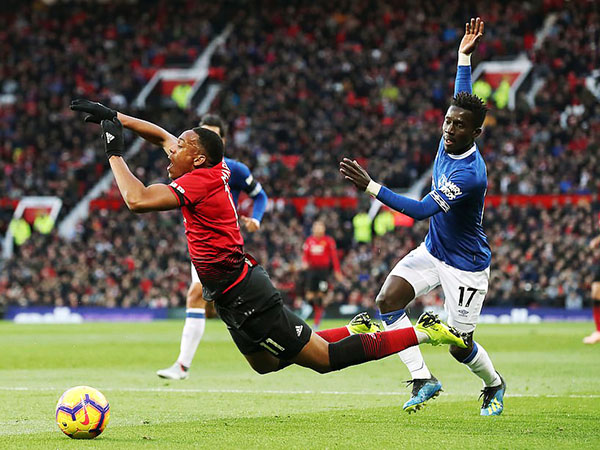 Kết quả bóng đá, kết quả Ngoại hạng Anh, Video clip M.U vs Everton, kết quả MU vs Everton, M.U vs Everton, Martial tỏa sáng, Mourinho khen ngợi Martial, Pogba, Martial