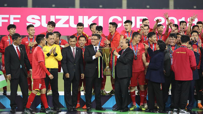 Việt Nam vô địch AFF Cup 2018: Năm đại cát của nền bóng đá 