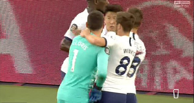 Ket qua bong da, Tottenham vs Everton, LLoris và Son xô xát, Mourinho nói gì, ket qua bong da Anh, Tottenham 1-0 Everton, Lloris và Son, Mourinho, Lloris, Son, Tottenham