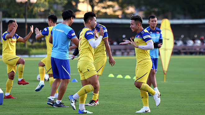 Lịch thi đấu bóng đá hôm nay. Trực tiếp ĐT Việt Nam vs U22 Việt Nam. K+PM, BĐTV