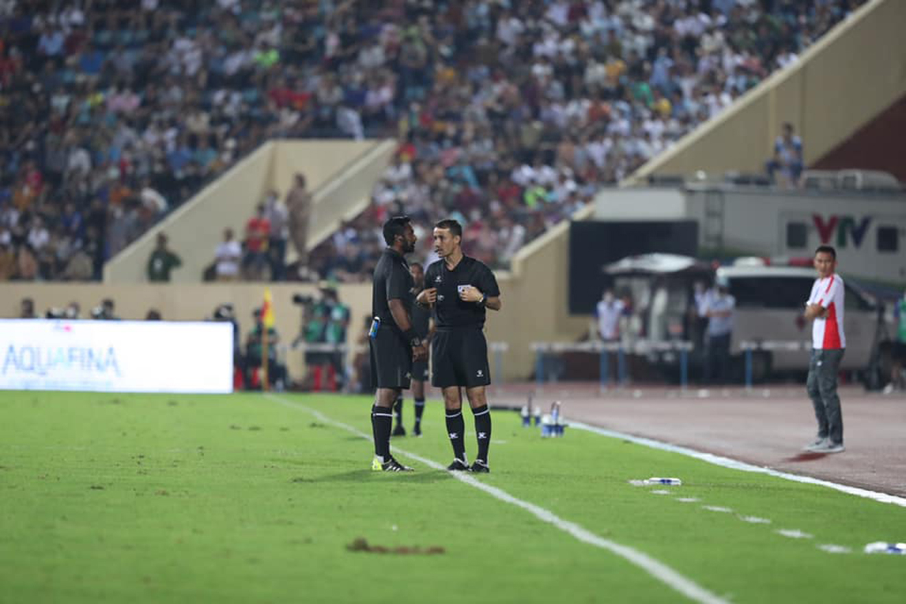 VTV6 trực tiếp bóng đá, U23 Thái Lan vs U23 Singapore, U23 Thái Lan, U23 Singapore, HLV U23 Thái Lan, HLV U23 Thái Lan cãi trọng tài, Mano Polking, SEA Games 31