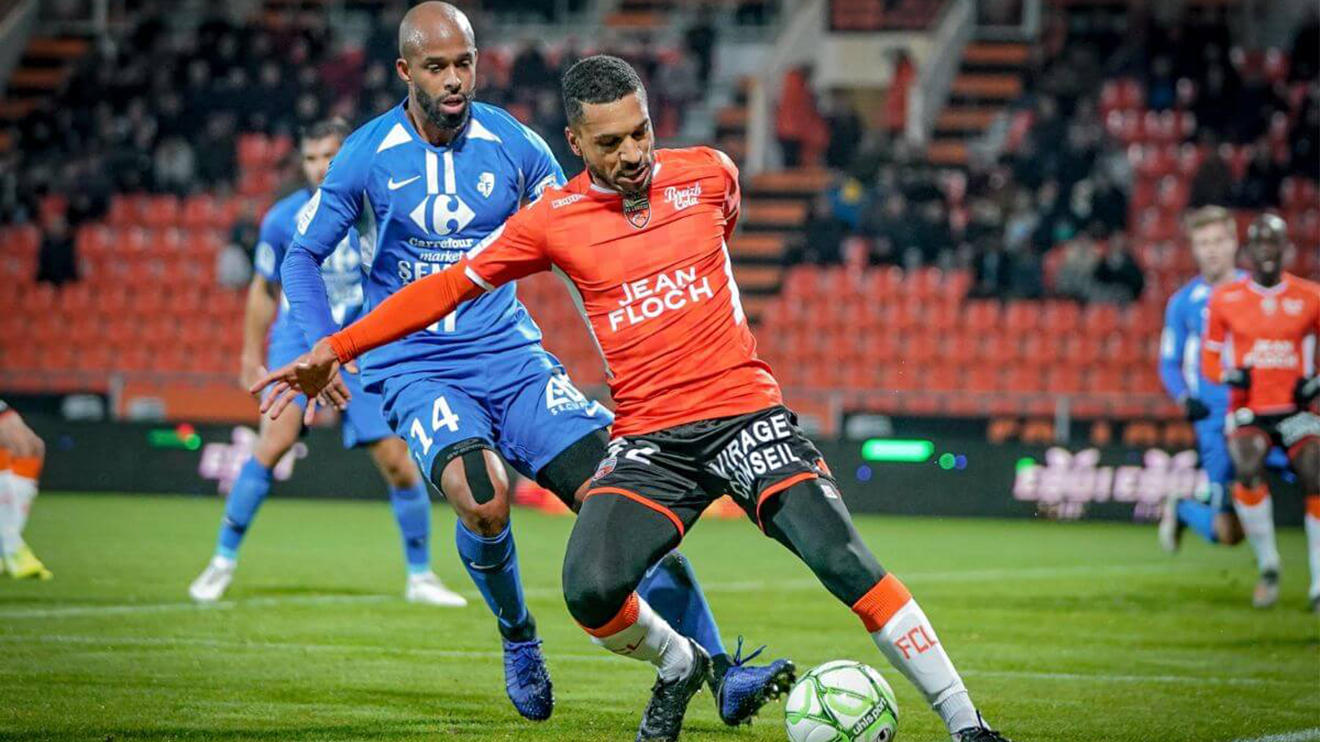 Soi kèo nhà cái Auxerre vs Lorient. Nhận định, dự đoán bóng đá Ligue 1 (02h00, 17/9). Dự đoán bóng đá Auxerre vs Lorient. Tỷ lệ kèo bóng đá Pháp Ligue 1.
