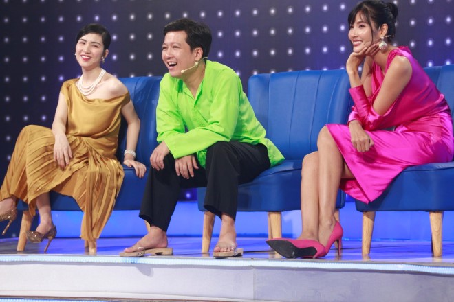 Giọng ải giọng ai. Giọng ải giọng ai tập 1, HTV7,  Hòa Minzy, Erik, Trường Giang, Trấn Thành, Đại Nghĩa, Hoàng Thùy. giong ai giong ai htv7, giong ai giong ai tap 1