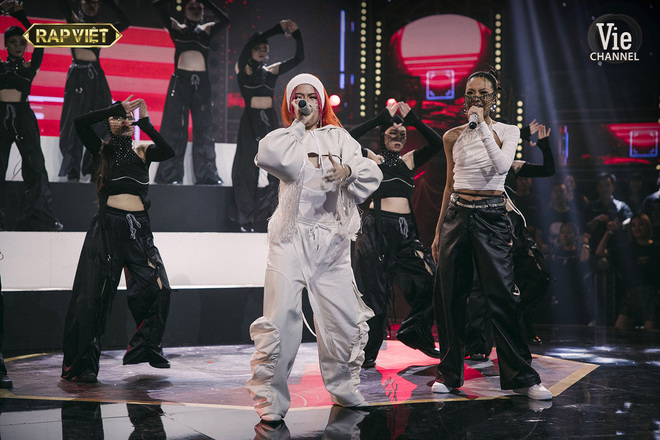 Rap Việt, xem Rap Việt, quán quân Rap Việt, quán quân Rap Việt 2020, Trấn Thành, HTV2, ai là quán quân Rap Việt, Dế Choắt, G.Ducky, quán quân Rap việt là ai, suboi
