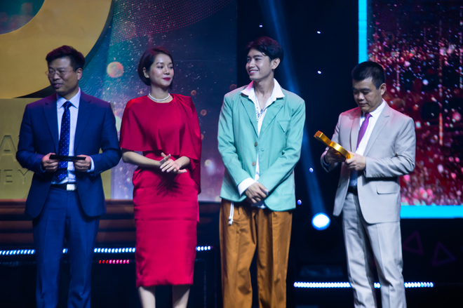 Quang Đăng, Ghen cô Vy, Vũ điệu rửa tay, Vũ điệu rửa tay Quang Đăng, vu dieu rua tay, ghen co Vy, Quang Dang, vũ công quang đăng, quang đăng vũ điệu rửa tay, quang đăng là ai