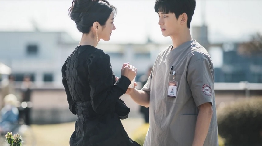 Seo Ye Ji, Kim Soo Hyun, Seo Ye Ji Điên thì có sao, Seo Ye Ji It’s Okay to Not Be Okay, Seo Ye Ji không bao giờ mặc bikini, Seo Ye Ji khoe eo con kiến