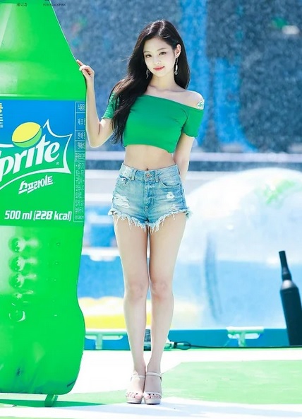 Blackpink, Blackpink chân dài, Blackpink khoe chân dài, ngắm Blackpink, Jennie Blackpink, Jisoo Blackpink, Lisa Blackpink, Rose Blackpink, Jennie, Jisoo, Lisa, Rose