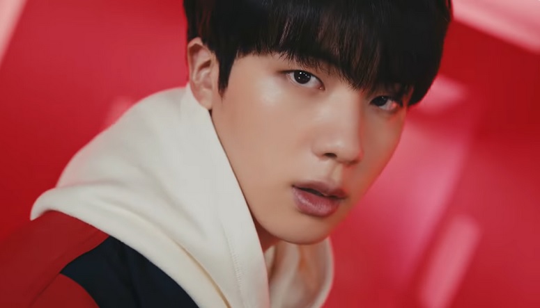 BTS, Jin BTS, Jin BTS bao nhiêu tuổi, tuổi của Jin, tuổi của Jin BTS, BTS sinh năm bao nhiêu, Jin già nhất BTS, Jin bị chê già, Jin phản ứng khi bị chê già