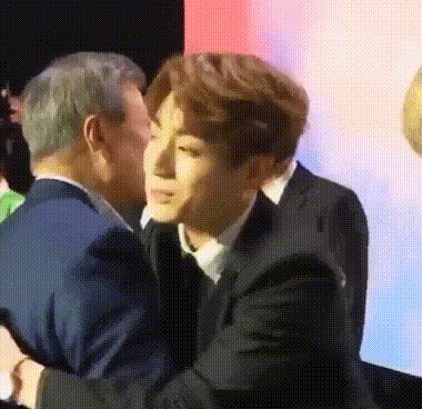 BTS, Jungkook, Jungkook BTS, BTS Jungkook, cư xử của Jungkook, Jungkook BTS cư xử, Jungkook quốc dân, Jungkook BTS quốc dân, RM, RM BTS, V, V BTS, Suga, Suga BTS