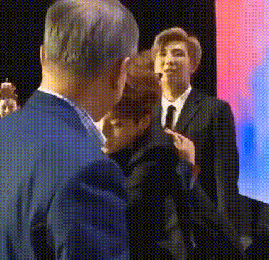 BTS, Jungkook, Jungkook BTS, BTS Jungkook, cư xử của Jungkook, Jungkook BTS cư xử, Jungkook quốc dân, Jungkook BTS quốc dân, RM, RM BTS, V, V BTS, Suga, Suga BTS