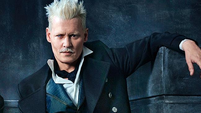 Johnny Depp, J.K. Rowling, Amber Heard, Fantastic Beasts 3, Johnny Depp scandal, Johnny Depp bỏ túi 10 triệu USD, Johnny Depp kiếm trăm tỷ, Amber Heard vua thủy tề