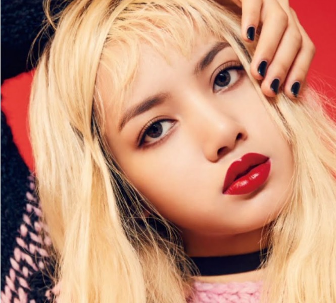 Blackpink, Lisa, Lisa Blackpink, Blackpink Lisa, mái bằng Lisa, mái bằng Lisa Blackpink, Lisa Blackpink mái bằng, tóc mái Lisa, tóc mái Lisa Blackpink, búp bê Lisa