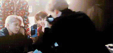 BTS, Suga, Suga BTS, Jimin, Jimin BTS, Suga Jimin, Jimin Suga, Suga Jimin BTS, Jimin Suga BTS, Jimin Suga tương tác, Suga Jimin troll, khoảnh khắc hay BTS