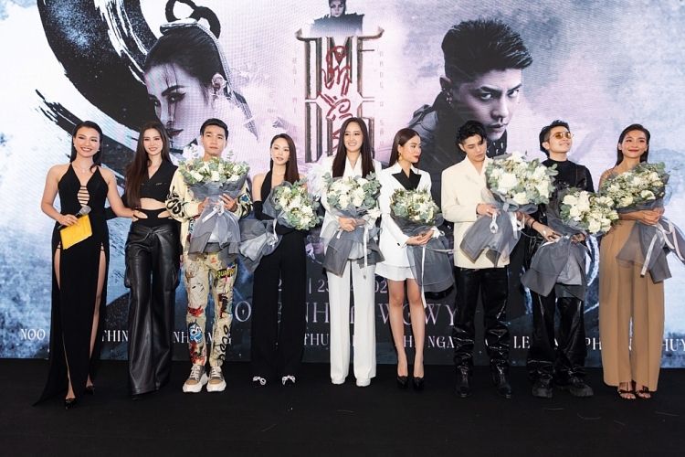 Trấn Thành, Hari Won, Lê Giang, Anh Đức, Thu Minh, Ali Hoàng Dương, Trúc Nhân, Lý Quý Khánh, Hồ Ngọc Hà, Kim Lý, Đông Nhi, Ông Cao Thắng, Noo Phước Thịnh, Mai Phương Thúy, Minh Hằng, Gil Lê, Hoàng Thùy Linh, Khả Ngân, Hòa Minzy, Đức Phúc, Erik, Đỗ Mỹ Linh, Trần Tiểu Vy, Tường San, Diễm Trang, Thúy An, Thúy Vi, Thùy Tiên, Tăng Thanh Hà, Thân Thuý Hà, Bùi Việt Hà, Phạm Anh Khoa