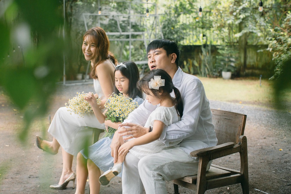 Hồng Đăng, Hồ Hoài Anh, Hồng Đăng Hồ Hoài anh, Vbiz, scandal Hồng Đăng, hiếp dâm, nghệ sĩ Việt, nghệ sĩ việt bị bắt, 2 nghệ sĩ Việt, Anh Đào, Lưu Hương Giang