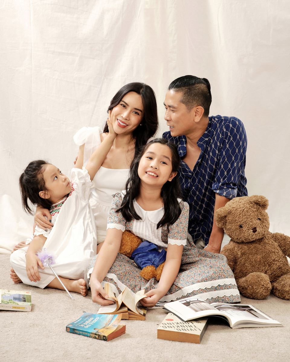 Hồng Đăng, Hồ Hoài Anh, Hồng Đăng Hồ Hoài anh, Vbiz, scandal Hồng Đăng, hiếp dâm, nghệ sĩ Việt, nghệ sĩ việt bị bắt, 2 nghệ sĩ Việt, Anh Đào, Lưu Hương Giang
