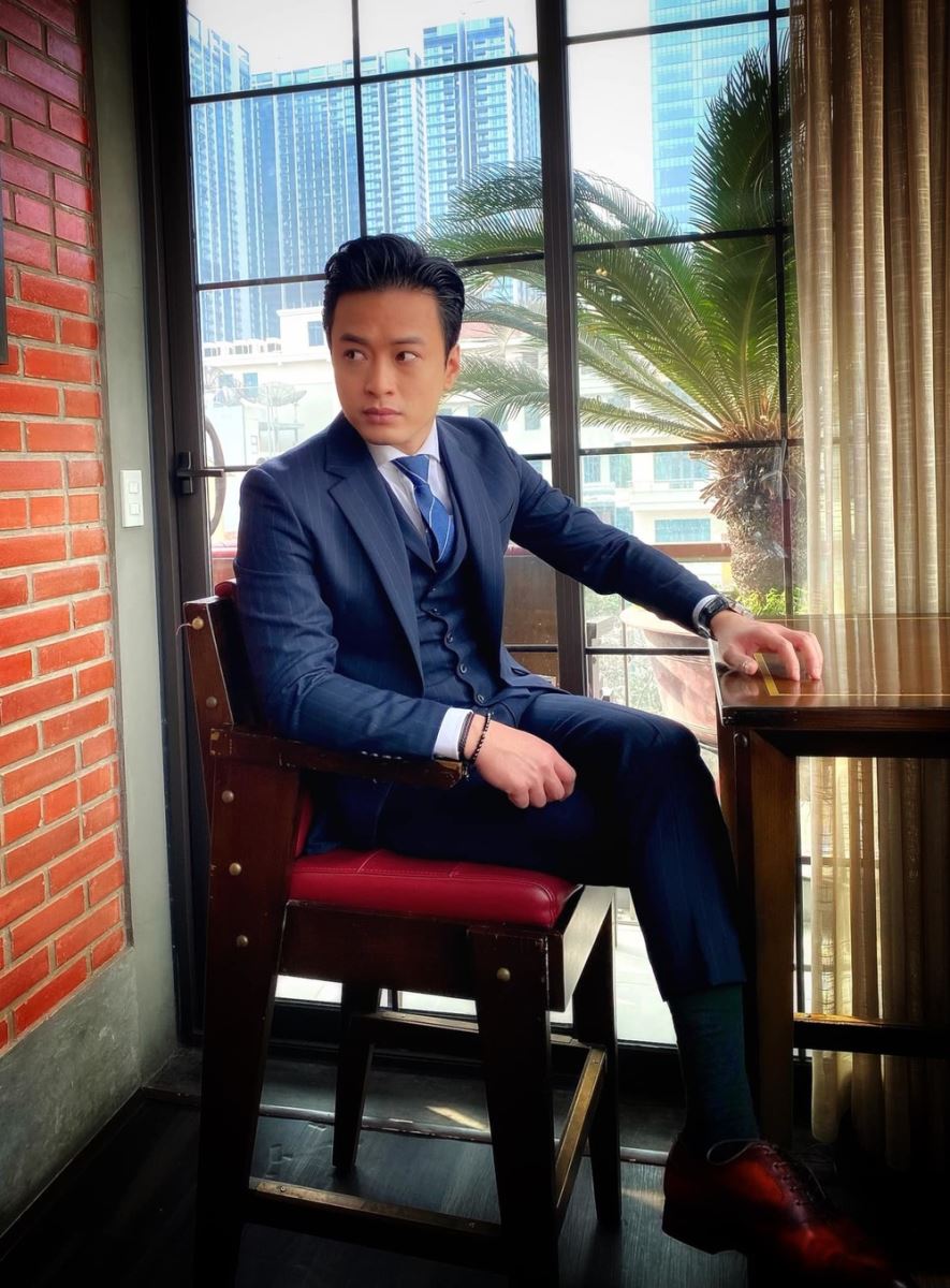 Hồng Đăng, Hồ Hoài Anh, Hồng Đăng Hồ Hoài anh, Vbiz, scandal Hồng Đăng, hiếp dâm, nghệ sĩ Việt, nghệ sĩ việt bị bắt, 2 nghệ sĩ Việt, Anh Đào, Lưu Hương Giang